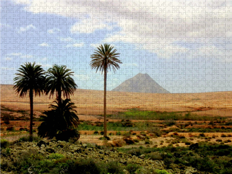 Holy Mountain Tindaya - CALVENDO photo puzzle 