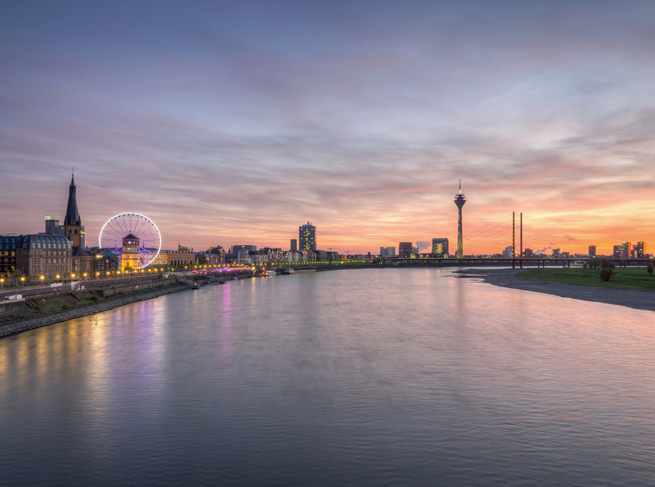 Düsseldorf Skyline - CALVENDO photo puzzle 