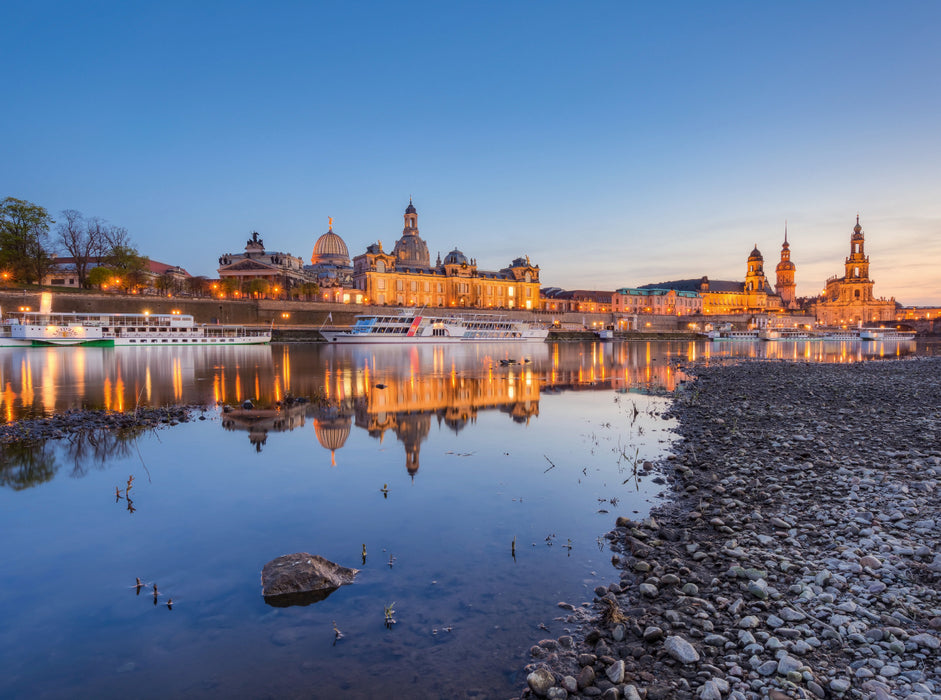 Am Elbufer in Dresden 2000 Teile Puzzle quer - CALVENDO Foto-Puzzle'