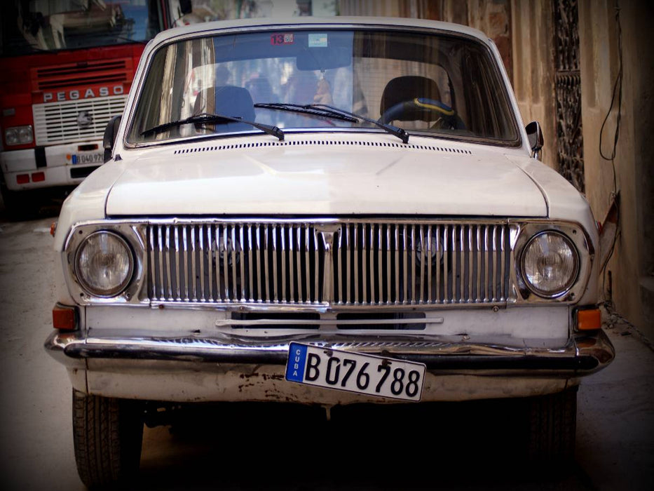 Ein Motiv aus dem Kalender "Auto-Legenden - WOLGA GAZ 24" - CALVENDO Foto-Puzzle'