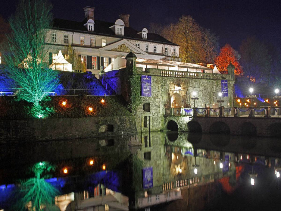 Schloss Bad Pyrmont bei Nacht - CALVENDO Foto-Puzzle'