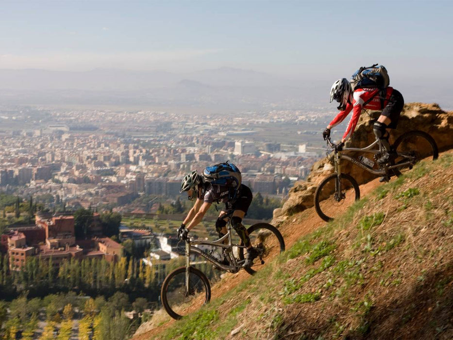 Granada/ Spain Rider: Fahrtwind Mtb - CALVENDO Foto-Puzzle'
