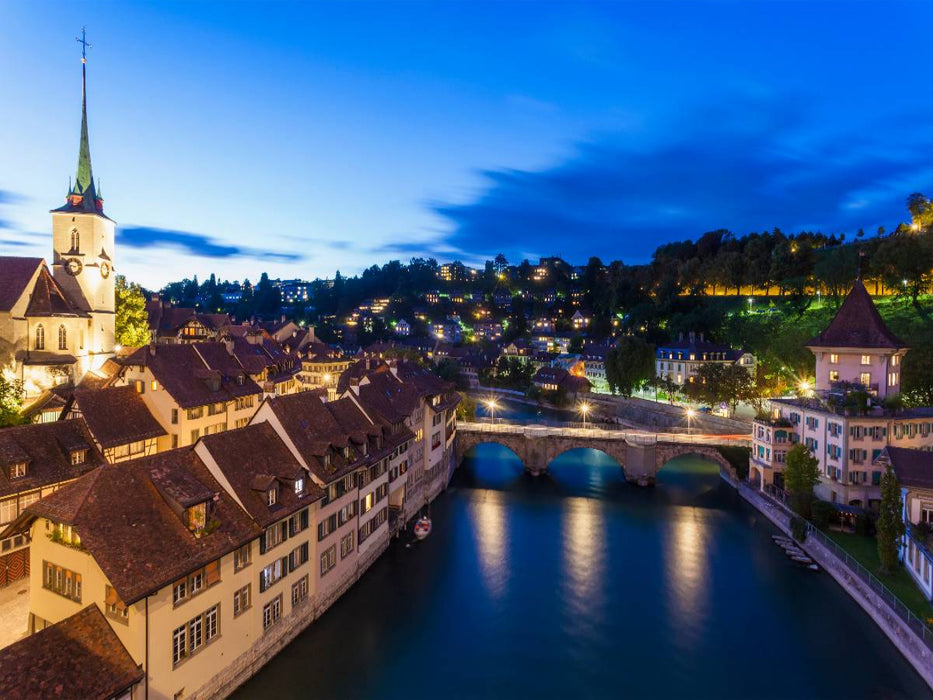 Historischer Stadtkern mit der Nydeggkirche in Bern - CALVENDO Foto-Puzzle'