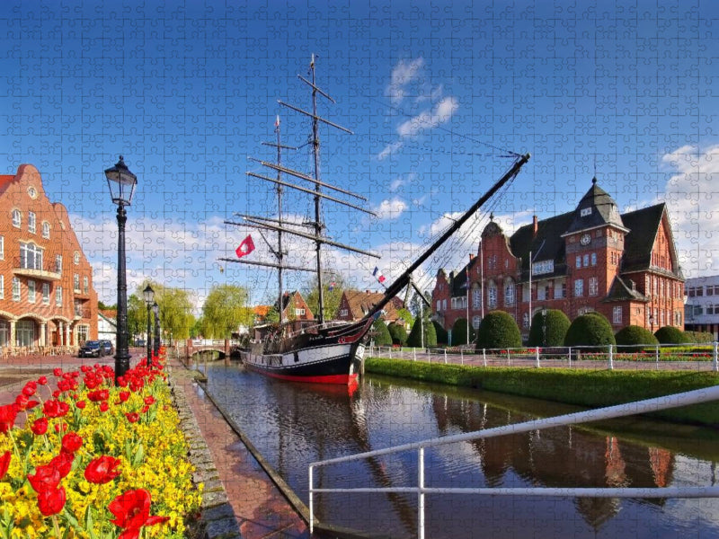 Rathaus Papenburg und Brigg Friederike - CALVENDO Foto-Puzzle'
