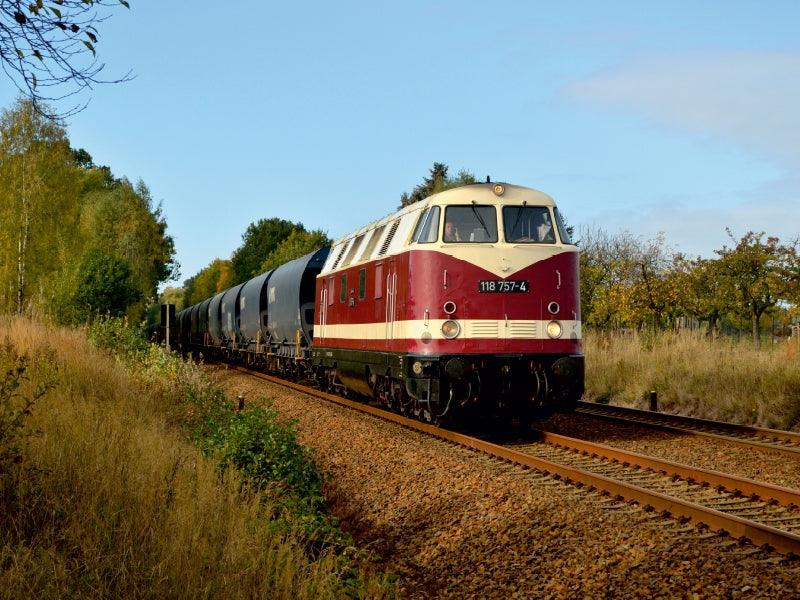 118 757-4 mit einem Getreidezug bei Medewitz am 23.10.2015 1000 Teile Puzzle quer - CALVENDO Foto-Puzzle'