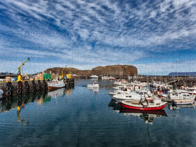 Der Hafen von Stykkisholmur - CALVENDO Foto-Puzzle'