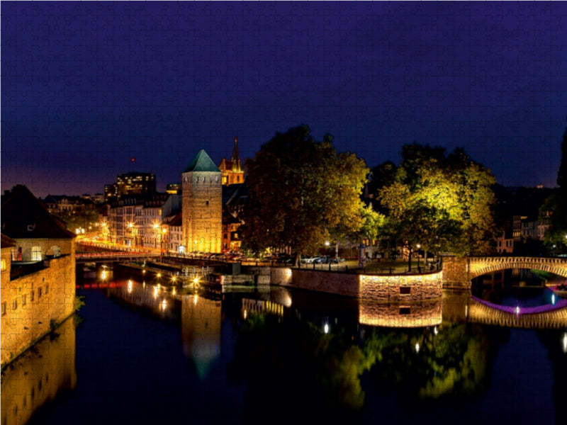 La Petite France zur Blauen Stunde 1000 Teile Puzzle quer - CALVENDO Foto-Puzzle'