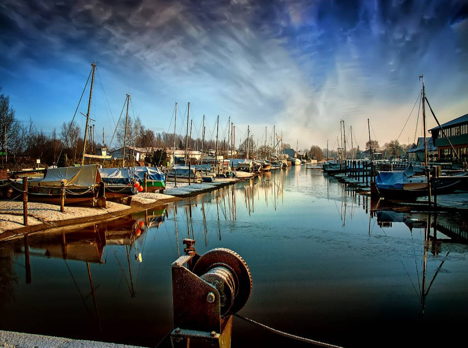 Ein Bild aus dem Kalender Friesland - verzauberte Landschaft an der Nordsee / UK-Version - CALVENDO Foto-Puzzle'