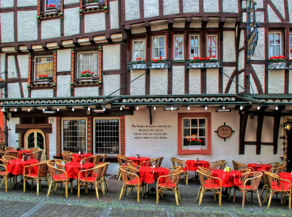 Bernkastel Kues - Für das Wohl wird reichlich gesorgt - CALVENDO Foto-Puzzle'