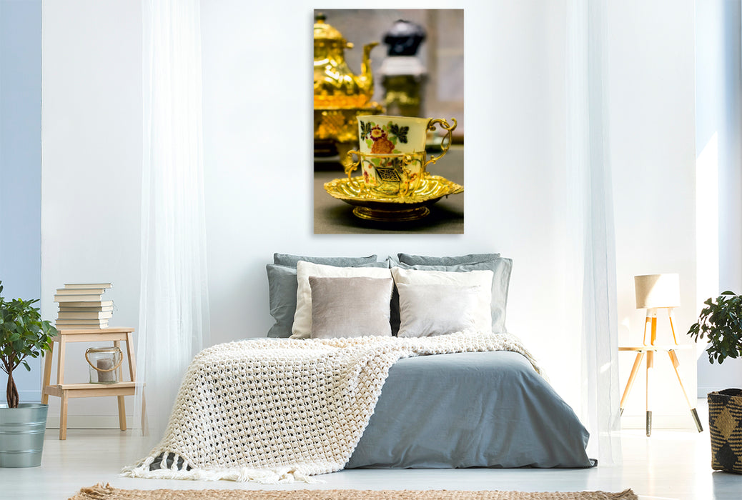 Premium Textil-Leinwand Premium Textil-Leinwand 80 cm x 120 cm  hoch Ein Motiv aus dem Kalender Gold - Schätze der Kunstkammer Wien