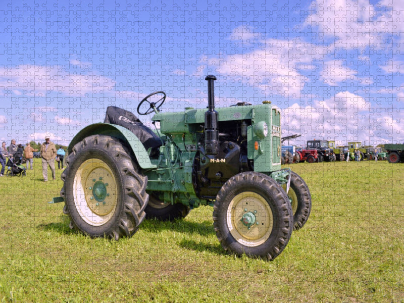 MAN Ackerdiesel - CALVENDO Foto-Puzzle'