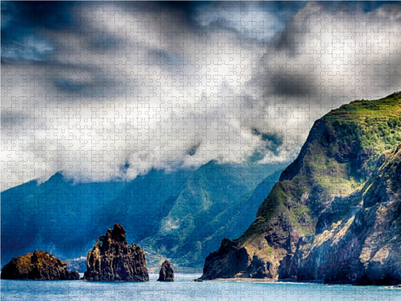Côte nord près de Porto Moniz - Puzzle photo CALVENDO 