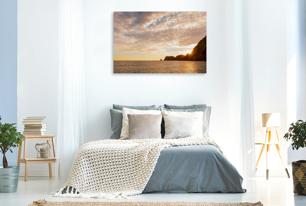 Premium Textil-Leinwand Premium Textil-Leinwand 120 cm x 80 cm quer Wunderbarer Sonnenaufgang am Meer East Cape Neuseeland