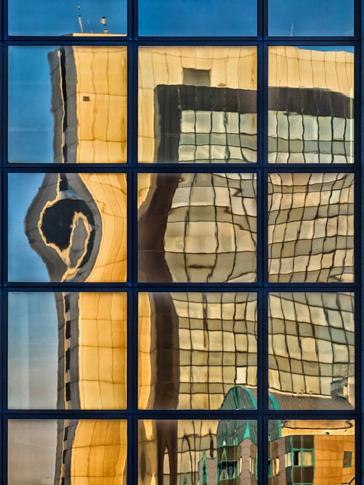 Ein Motiv aus dem Kalender Frankfurts Architekturen - Spiegelbilder der Bürostadt Niederrad - CALVENDO Foto-Puzzle'