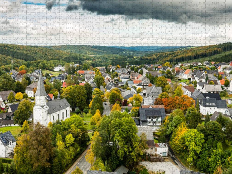 Herbstlicher Ortskern Brilon-Scharfenberg - CALVENDO Foto-Puzzle'
