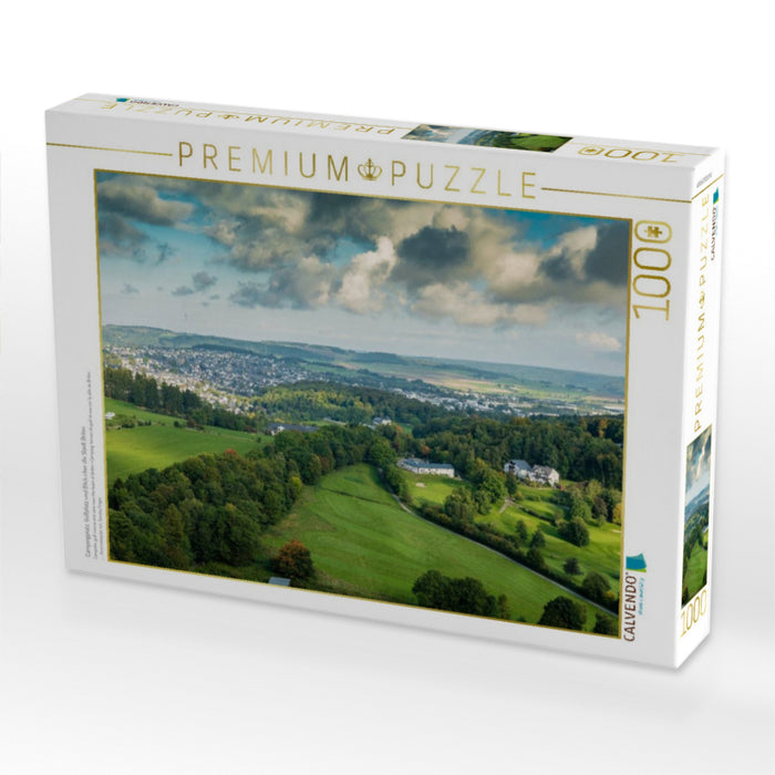 Campingplatz, Golfplatz und Blick über die Stadt Brilon - CALVENDO Foto-Puzzle'