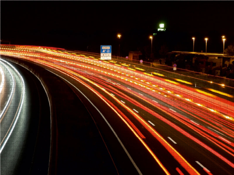Autobahn in der Nacht 1000 Teile Puzzle quer - CALVENDO Foto-Puzzle'