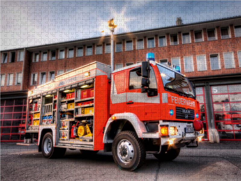Rescue truck (RW) - CALVENDO photo puzzle 