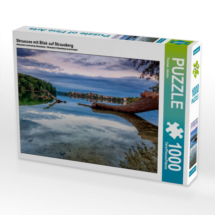 Straussee avec vue sur Strausberg - Puzzle photo CALVENDO 