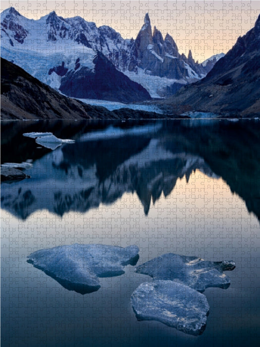 Laguna Torre mit Cerro Torre, El Chaltén, Patagonien 1000 Teile Puzzle hoch - CALVENDO Foto-Puzzle'