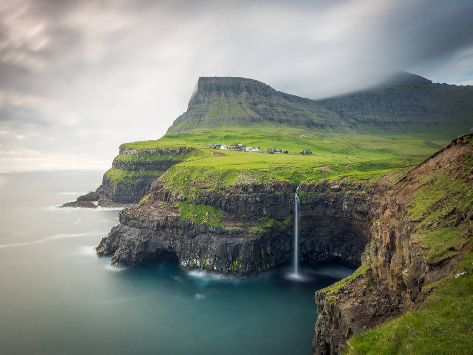 Gásadalur, Vágar, Färöer-Inseln - CALVENDO Foto-Puzzle'