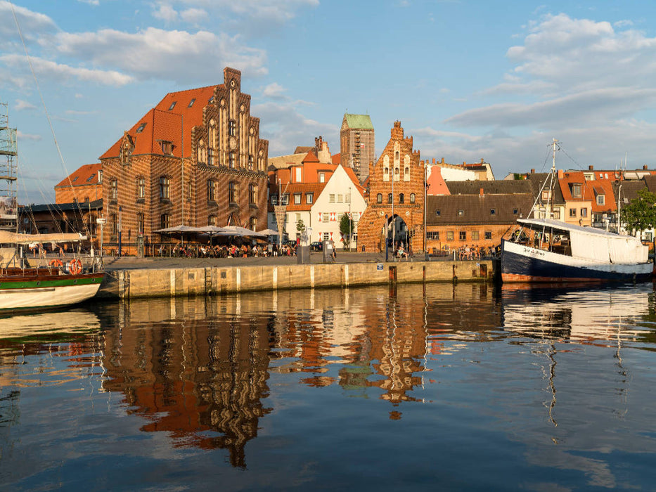 Old Harbor Wismar - CALVENDO photo puzzle 