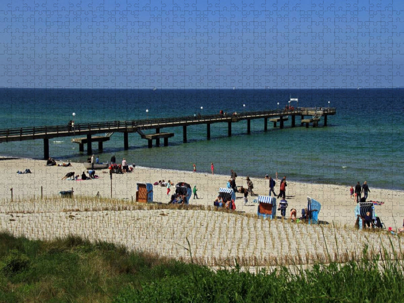 Strand und Seebrücke des Ostseebades Rerik - CALVENDO Foto-Puzzle'