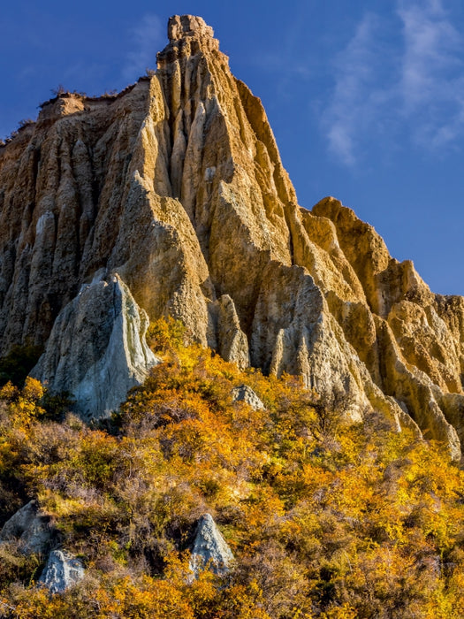 Morning at the Omarama Clay Cliffs, New Zealand - CALVENDO photo puzzle 