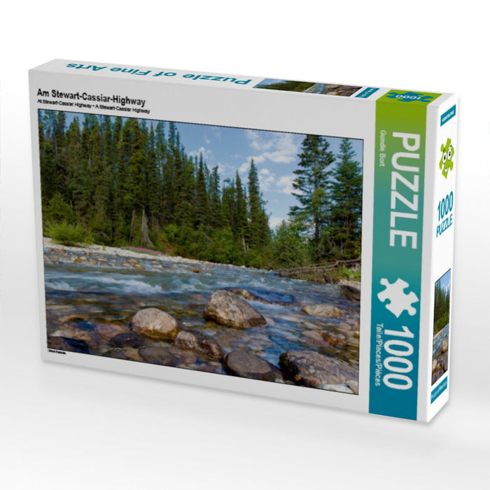 On the Stewart-Cassiar Highway - CALVENDO photo puzzle 