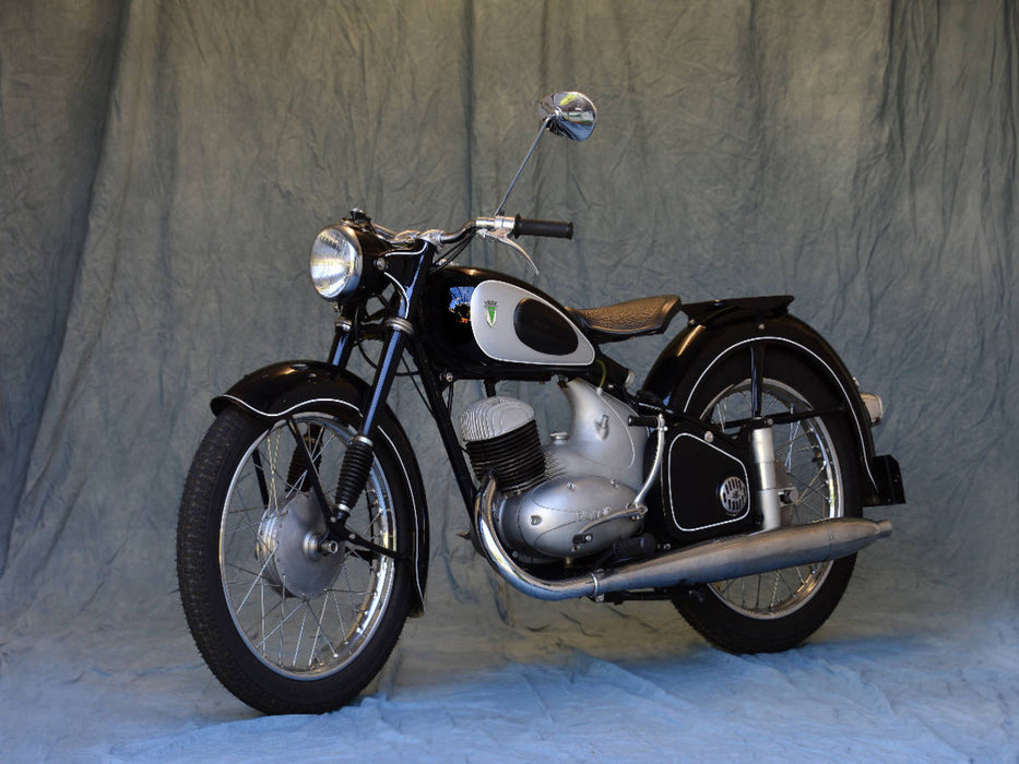 DKW RT 175 - Une moto de chez Auto Union - Puzzle photo CALVENDO 