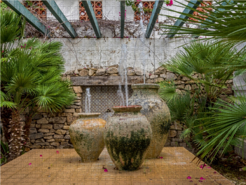 Amphoren in einem andalusischen Patio in Conil 1000 Teile Puzzle quer - CALVENDO Foto-Puzzle'