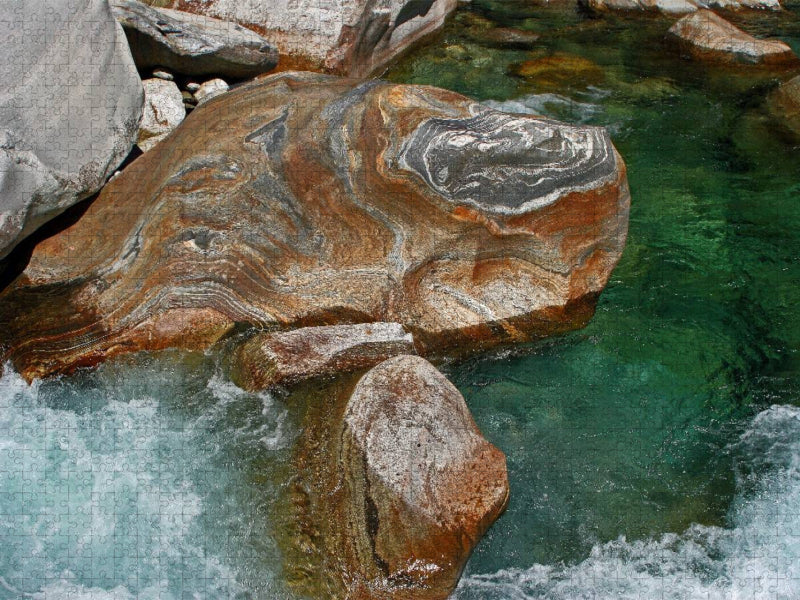 Die Verzasca Schweiz im Verzascatal - CALVENDO Foto-Puzzle'