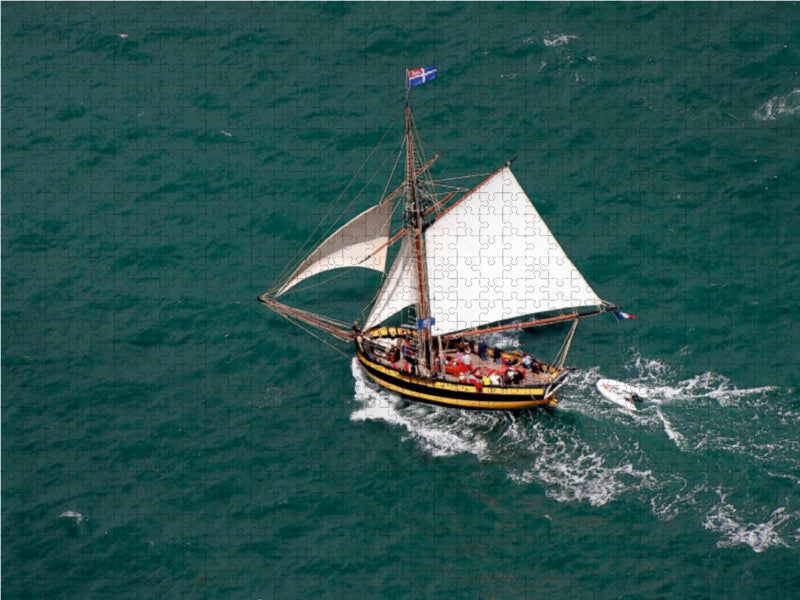 Der Fuchs ist ein Nachbau eines Kutters bis 1813 Topsail 1000 Teile Puzzle quer - CALVENDO Foto-Puzzle'