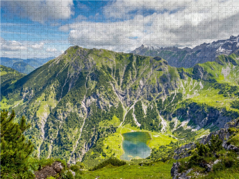 Unterer Gaisalpsee, dahinter der Entschenkopf 1000 Teile Puzzle quer - CALVENDO Foto-Puzzle'