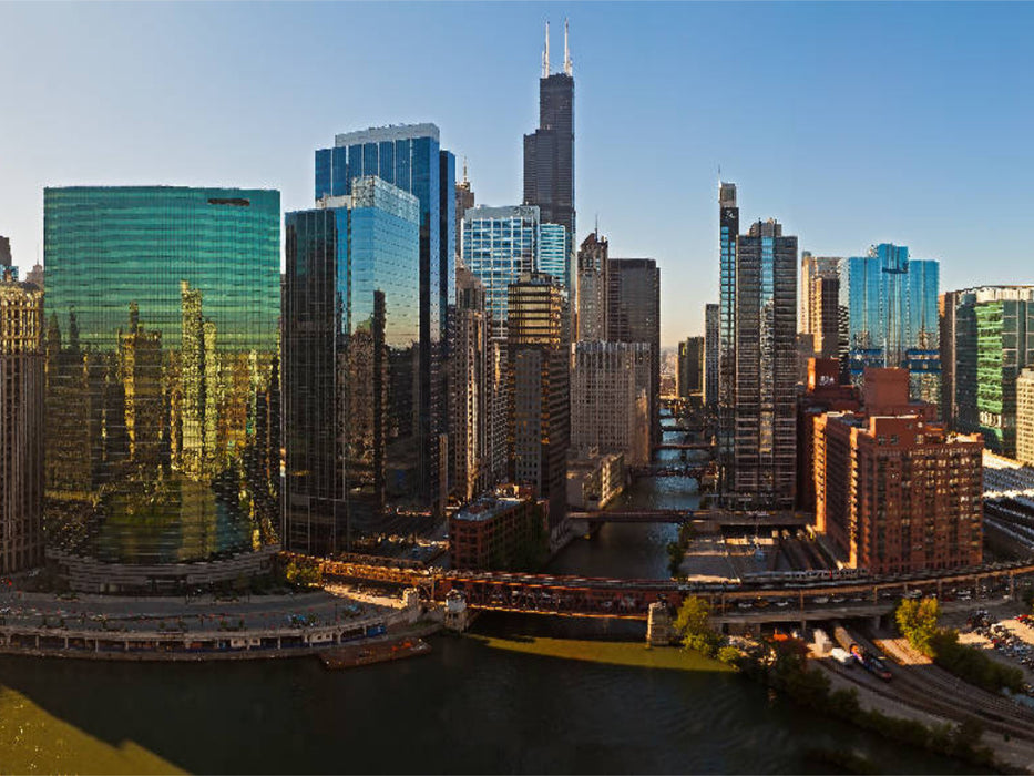 Upper Wacker Drive mit Chicago River - CALVENDO Foto-Puzzle'
