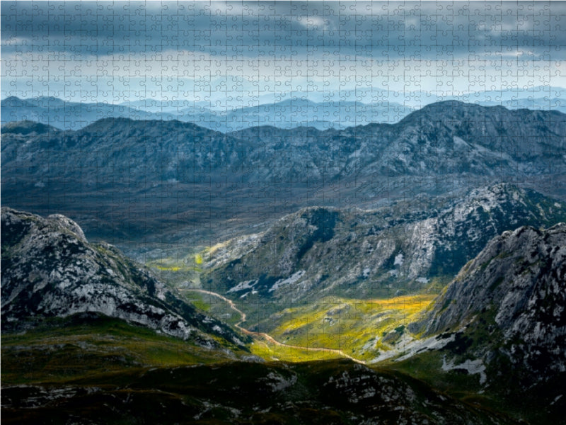 Lichtfenster im Durmitor 1000 Teile Puzzle quer - CALVENDO Foto-Puzzle'