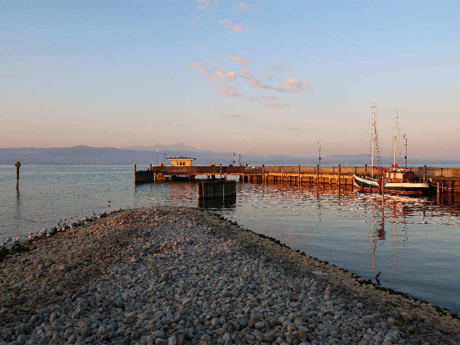 Ferry dock in Langenargen - CALVENDO photo puzzle 