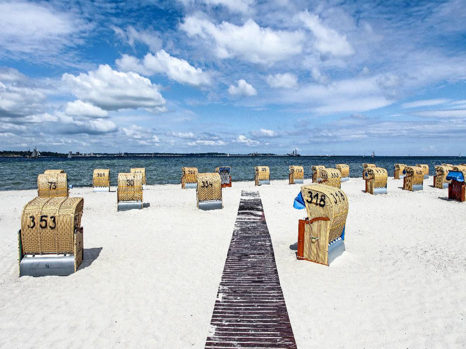 Malerische Strandkulisse vor Laboe in der Kieler Förde - CALVENDO Foto-Puzzle'