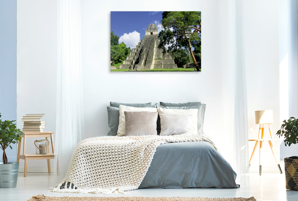 Premium Textil-Leinwand Premium Textil-Leinwand 120 cm x 80 cm quer Maya Pyramide in Tikal, Guatemala
