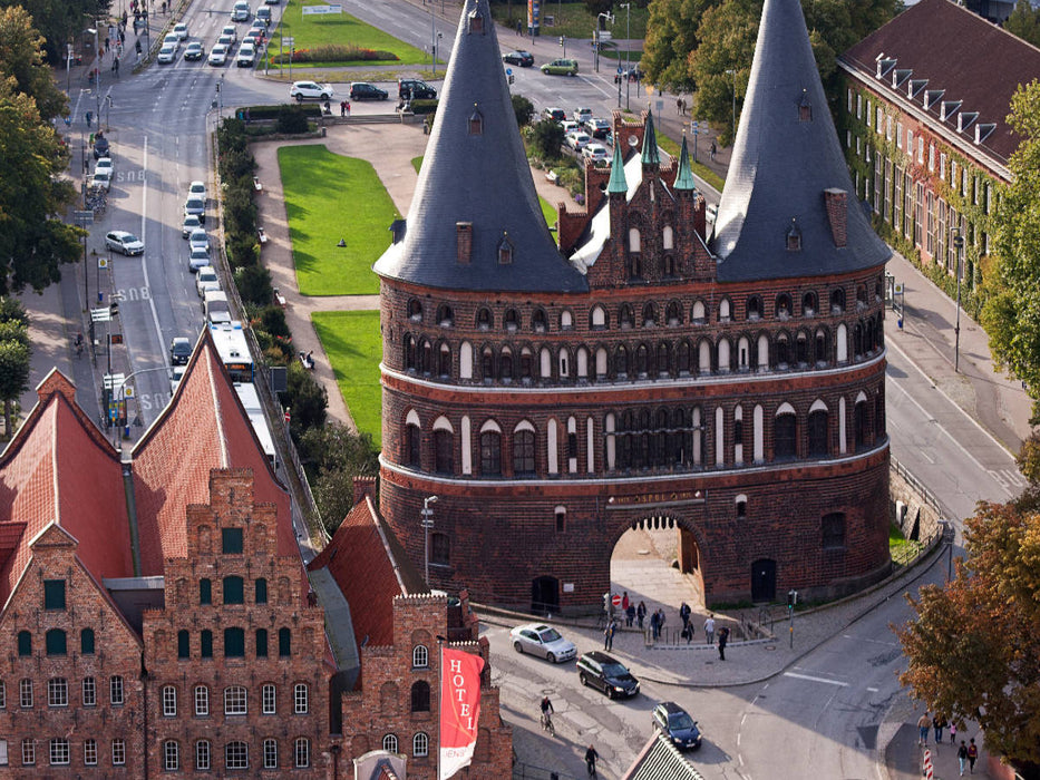 Lübeck, Holstentor - Puzzle photo CALVENDO 