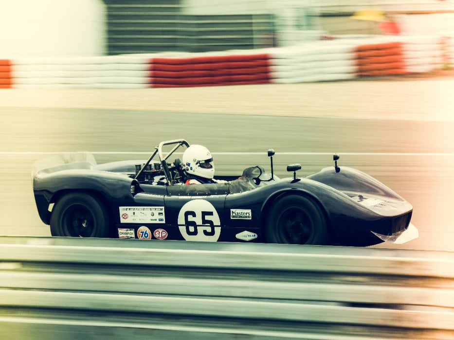 Roaring V8 Engines - CALVENDO Foto-Puzzle'
