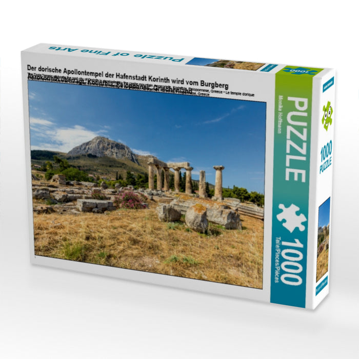 Der dorische Apollontempel der Hafenstadt Korinth wird vom Burgberg Akrokorinth überragt, Korinthia, Peloponnes, Griechenland 1000 Teile Puzzle quer - CALVENDO Foto-Puzzle'