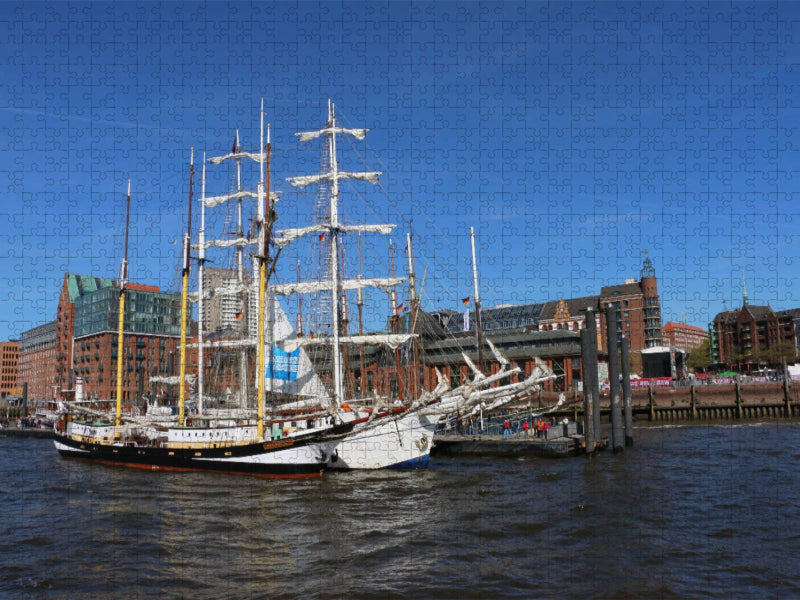 Im Hamburger Hafen - CALVENDO Foto-Puzzle'