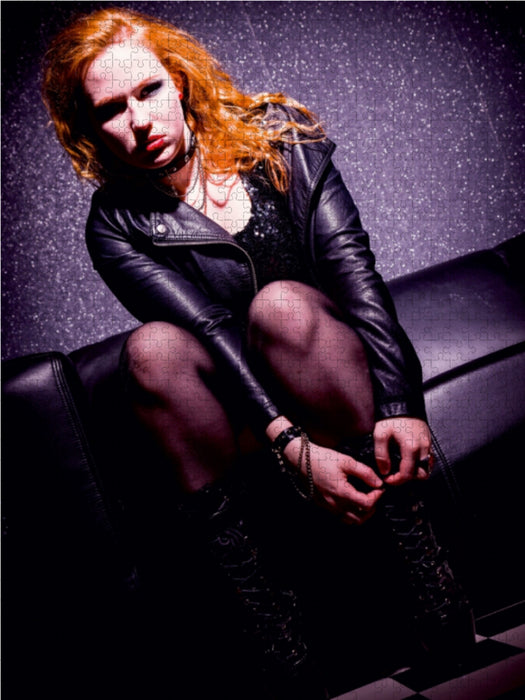 Ein Motiv aus dem Kalender Sexy Sofa Trash 1000 Teile Puzzle hoch - CALVENDO Foto-Puzzle'