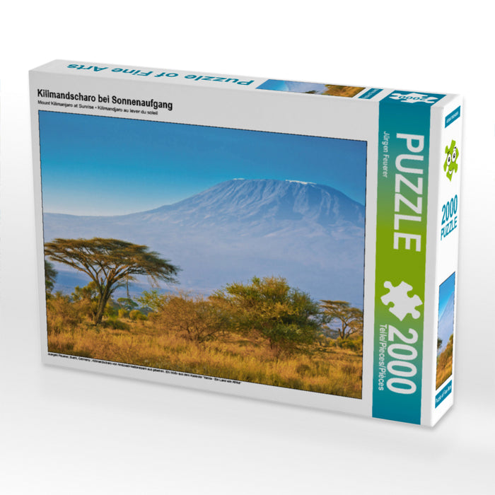Kilimandscharo bei Sonnenaufgang 2000 Teile Puzzle quer - CALVENDO Foto-Puzzle'