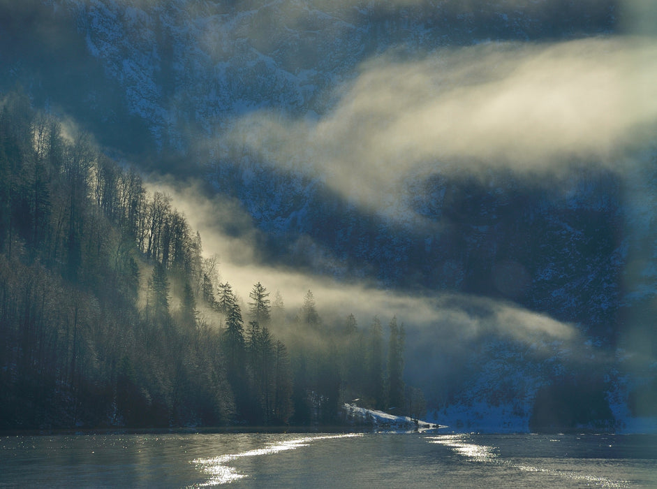 Driving in the morning fog - CALVENDO photo puzzle 