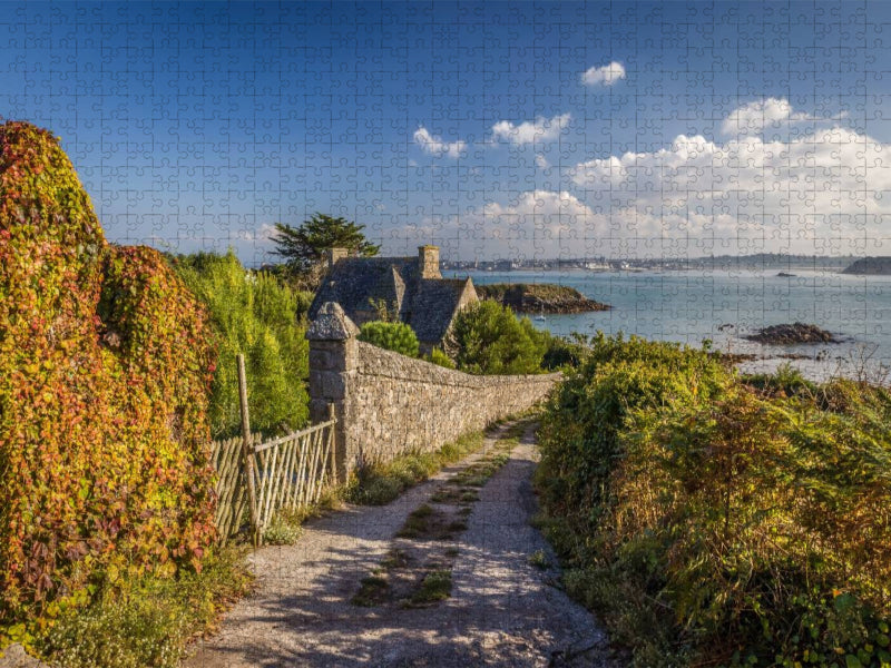 Pfad zum Meer auf der Ile de Batz in der Bretagne, Frankreich - CALVENDO Foto-Puzzle'