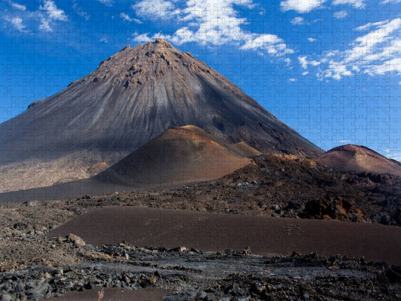 Feuerberg auf Cabo Verde - CALVENDO Foto-Puzzle'