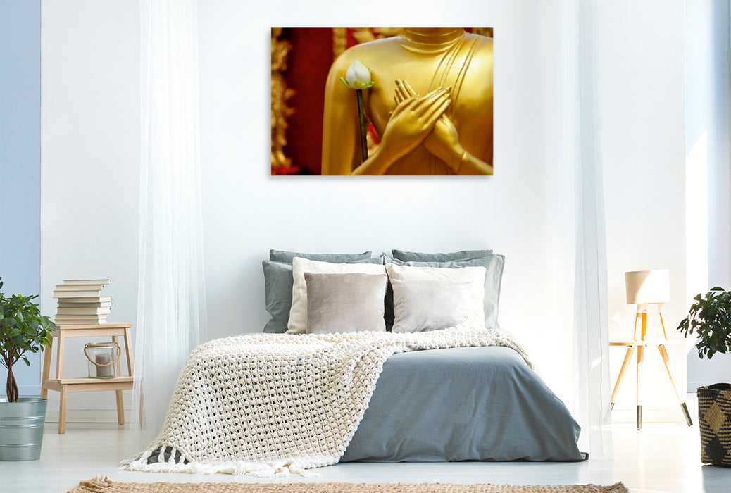 Premium Textil-Leinwand Premium Textil-Leinwand 120 cm x 80 cm quer Goldener Buddha