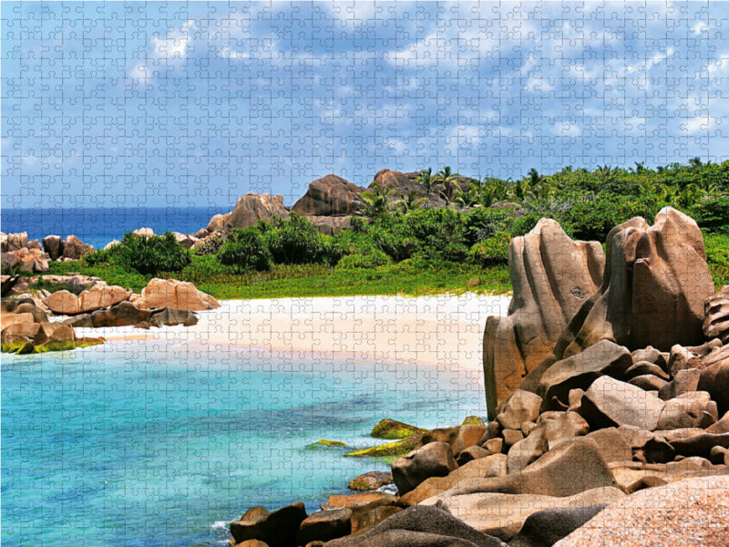 Strandbucht auf La Digue 2000 Teile Puzzle quer - CALVENDO Foto-Puzzle'